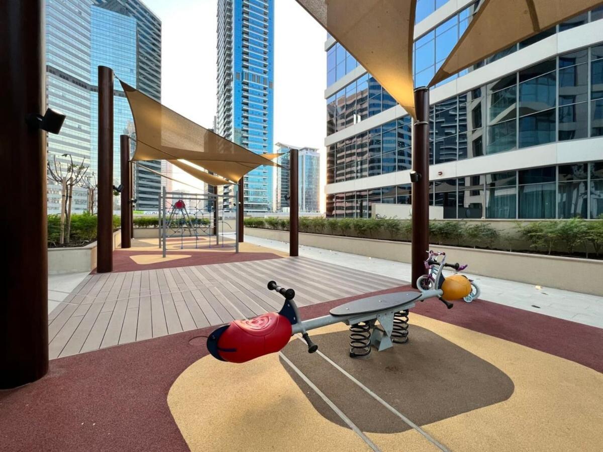 Silkhaus Design 1Bdr With Burj Khalifa View In New Tower Dubai Exterior foto